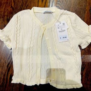 BRAND NEW Zara crop sweater size M